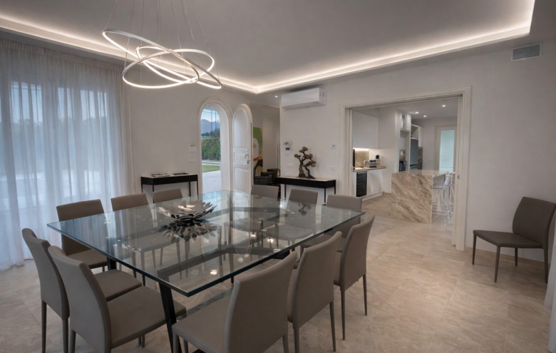 Villa singola in vendita a Pietrasanta