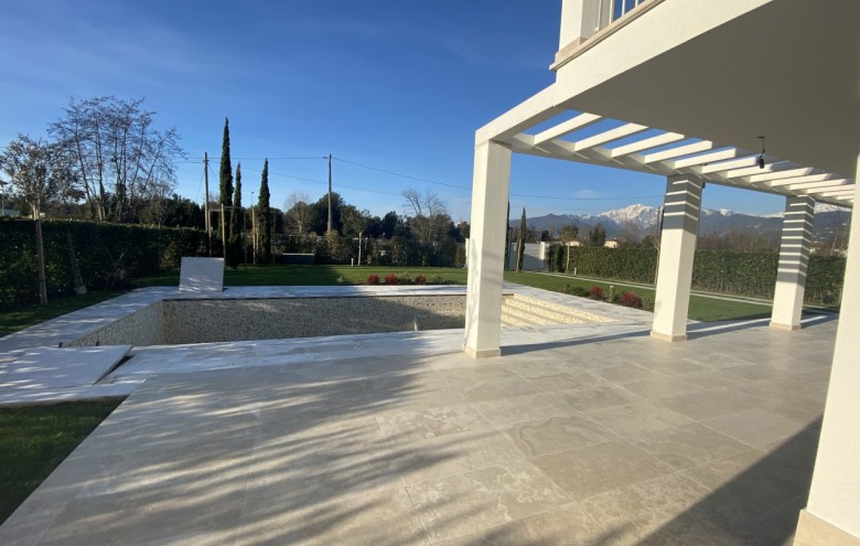 Villa singola in vendita a Pietrasanta