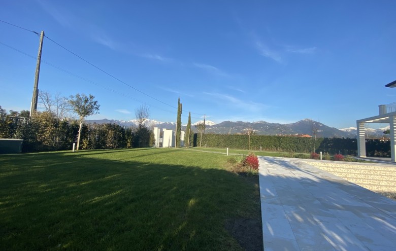 Villa singola in vendita a Pietrasanta