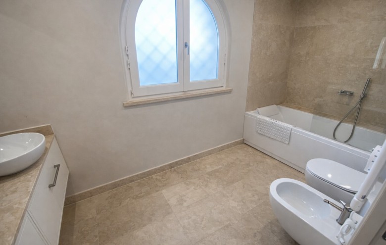 Villa singola in vendita a Pietrasanta