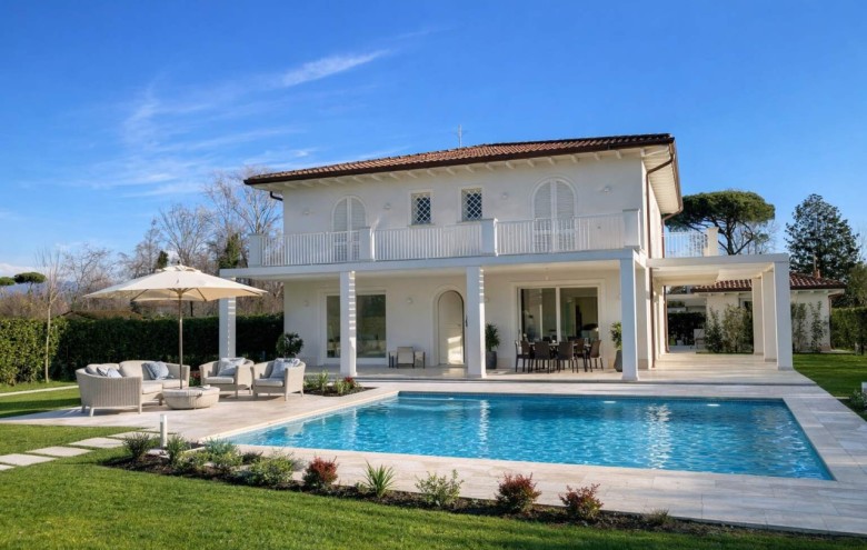 Villa singola in vendita a Pietrasanta