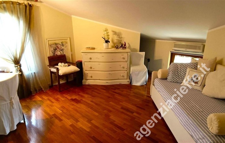 Appartamento in vendita a Massa