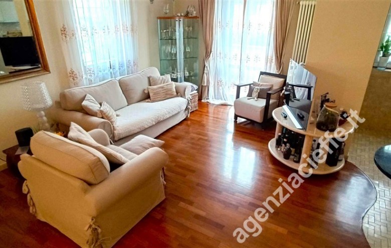 Appartamento in vendita a Massa