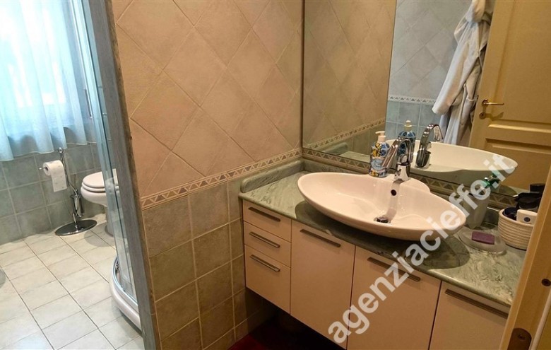 Appartamento in vendita a Massa