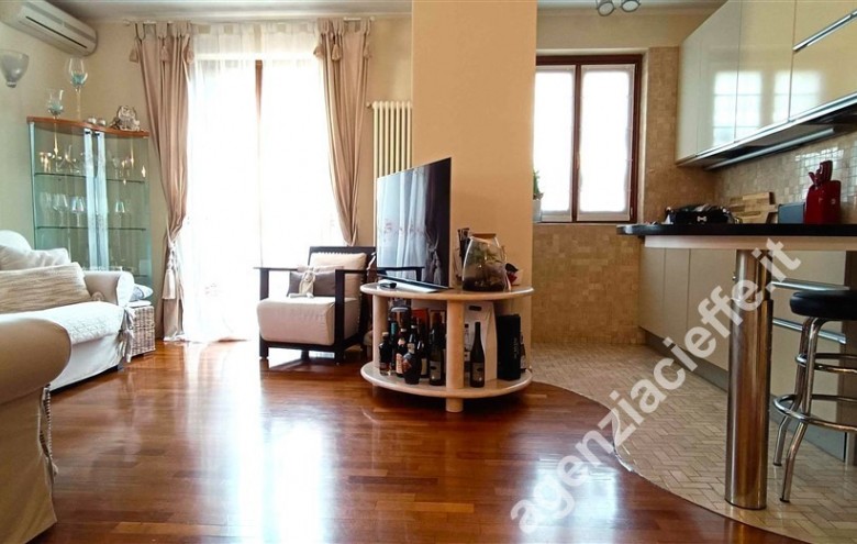 Appartamento in vendita a Massa