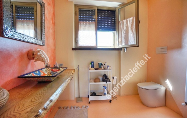 Villetta a schiera in vendita a Massa