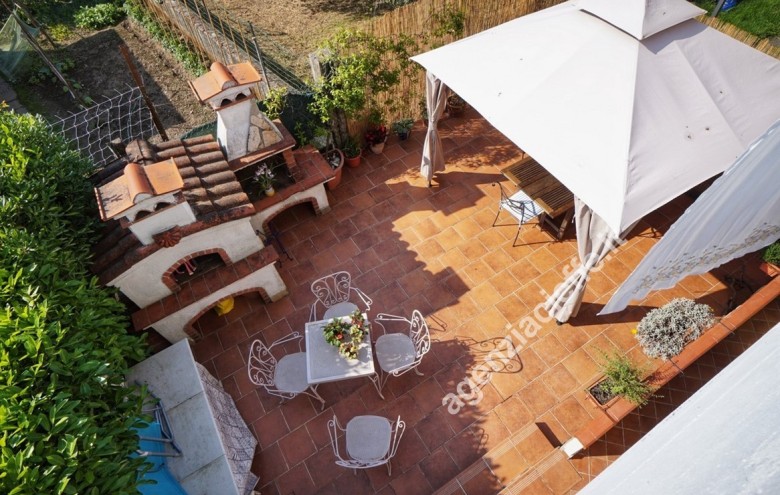 Villetta a schiera in vendita a Massa