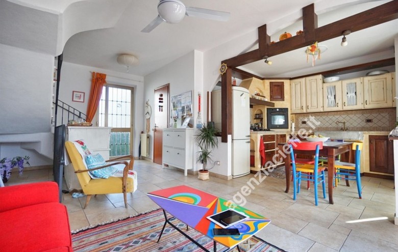 Villetta a schiera in vendita a Massa