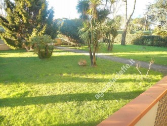 Appartamento in vendita a Marina di Massa