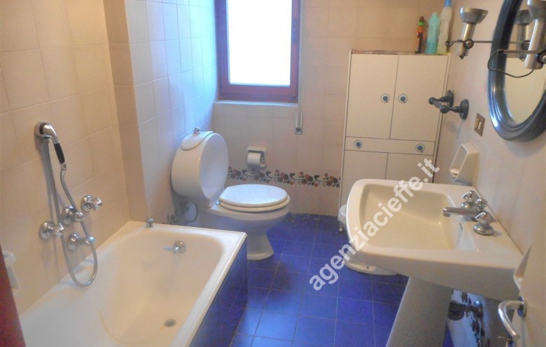 Appartamento in vendita a Massa