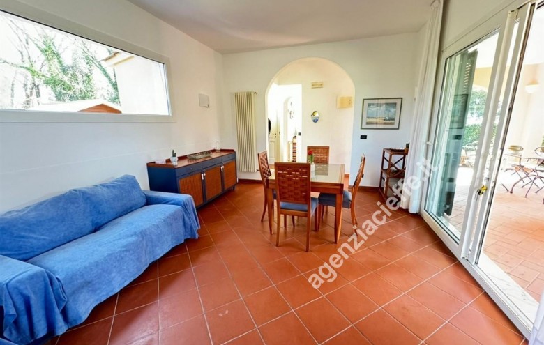Villa singola in vendita a Massa
