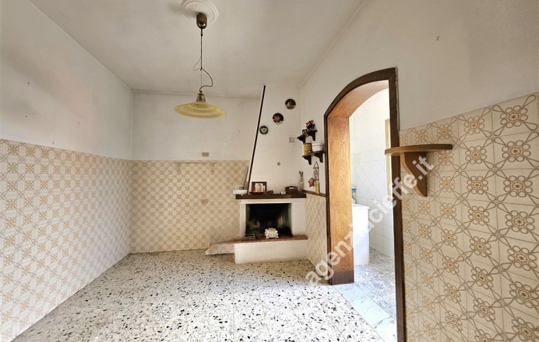 Bifamiliare in vendita a Massa