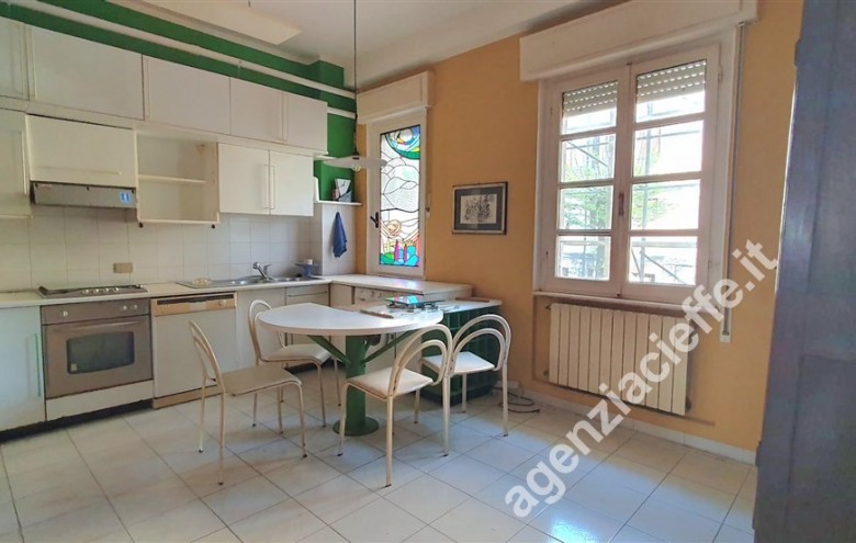 Appartamento in vendita a Massa