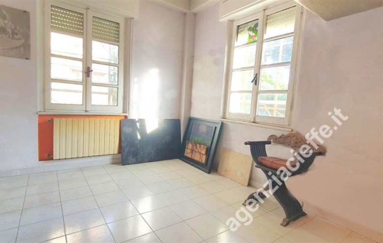 Appartamento in vendita a Massa