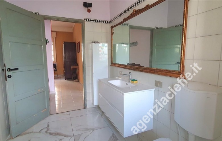 Appartamento in vendita a Massa