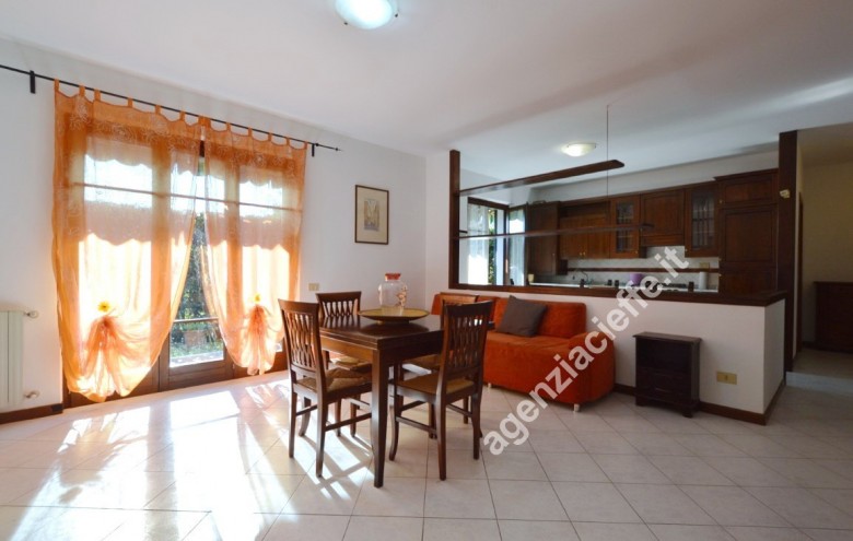 Villetta a schiera in vendita a Massa