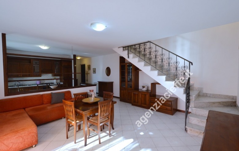 Villetta a schiera in vendita a Massa