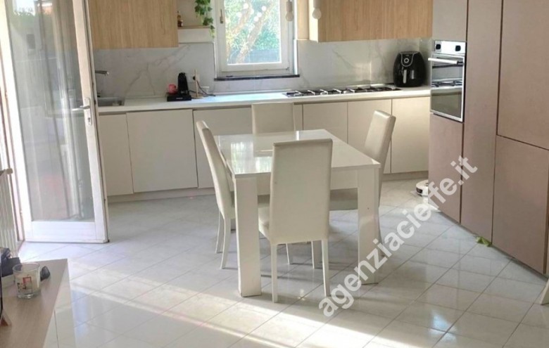 Appartamento in vendita a Massa