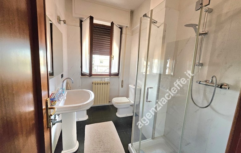 Attico in vendita a Massa