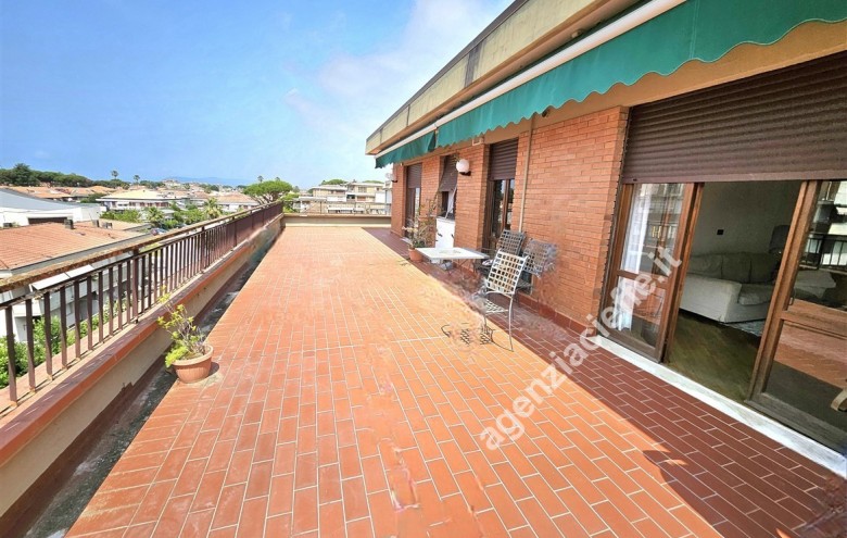 Attico in vendita a Massa