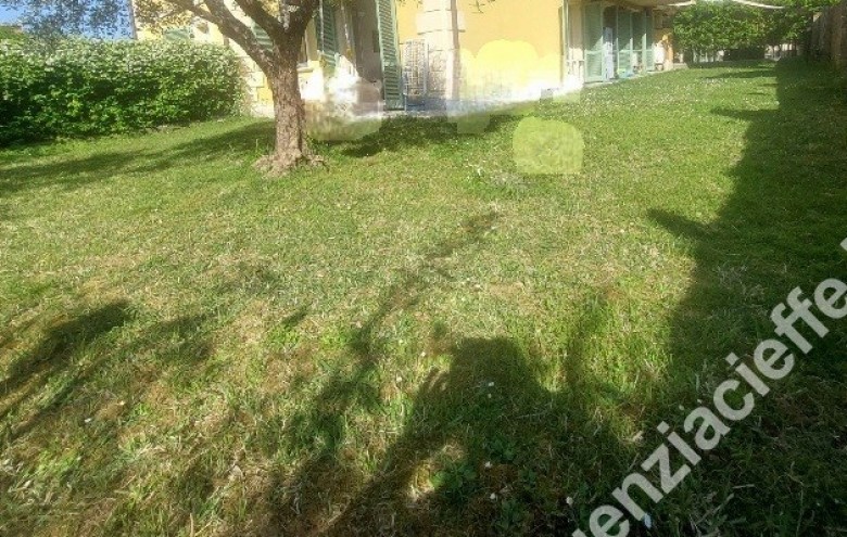 Appartamento in vendita a Massa