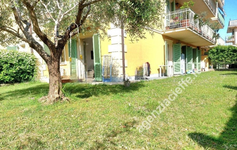 Appartamento in vendita a Massa