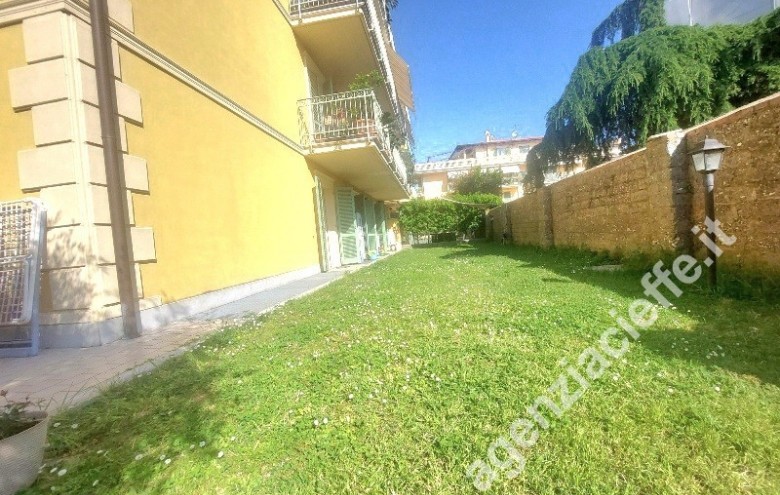 Appartamento in vendita a Massa