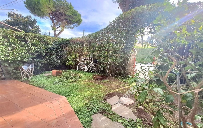 Villetta a schiera in vendita a Massa