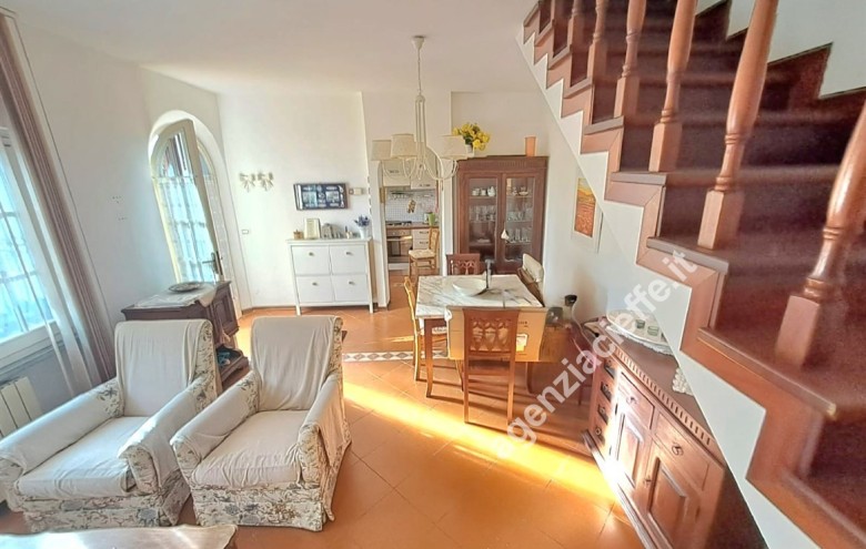 Villetta a schiera in vendita a Massa