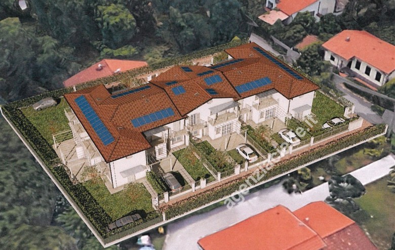 Villetta a schiera in vendita a Montignoso