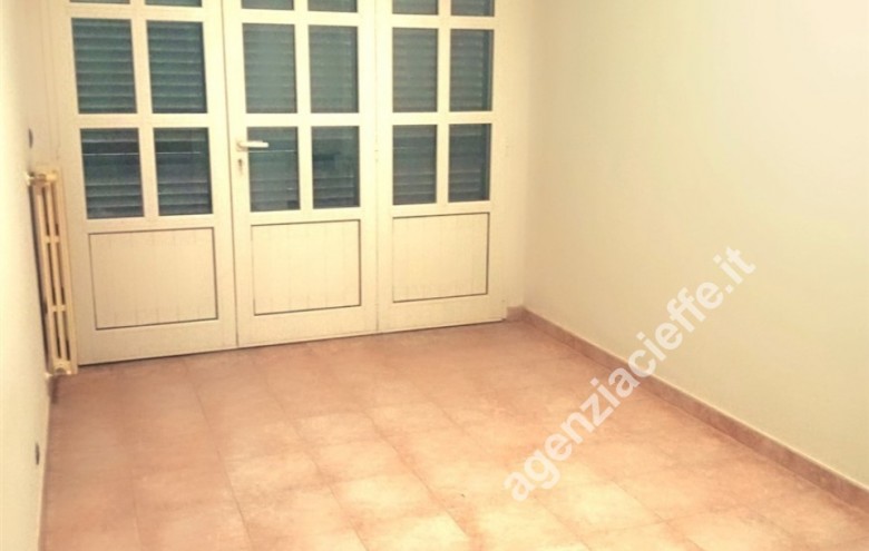 Bifamiliare in vendita a Massa