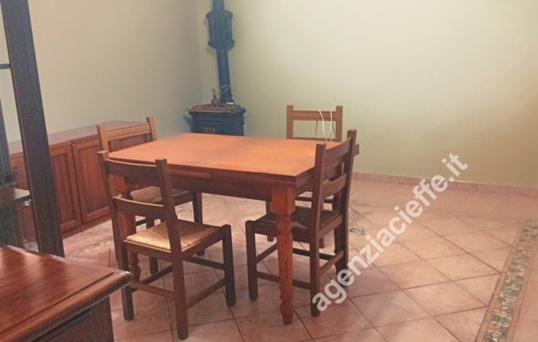 Bifamiliare in vendita a Massa