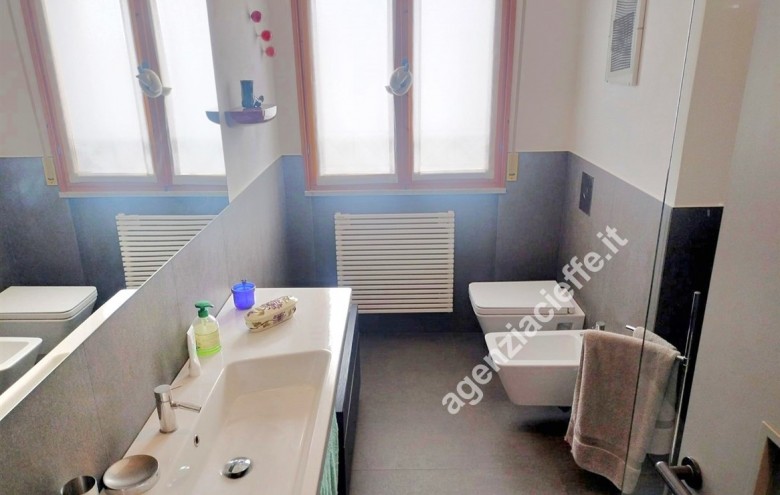 Appartamento in vendita a Massa