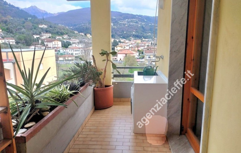 Appartamento in vendita a Massa