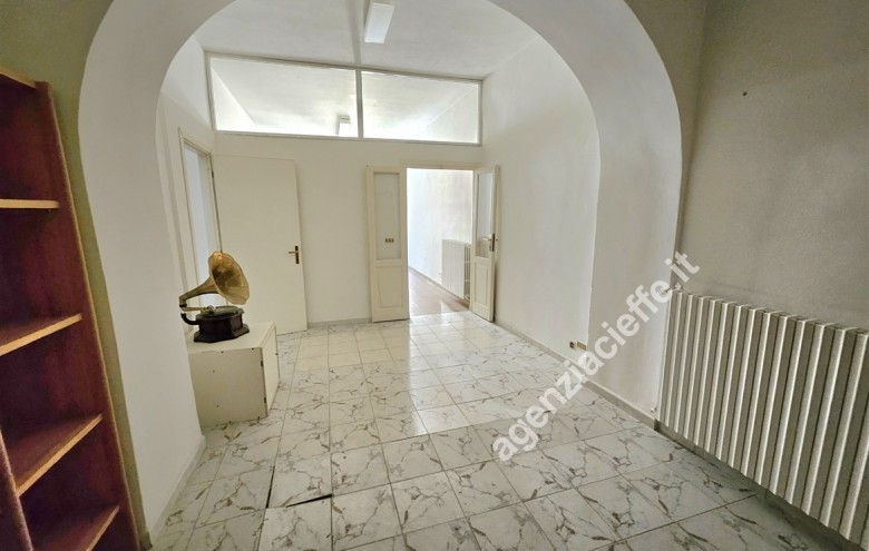 Appartamento in vendita a Massa