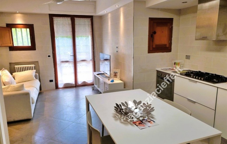 Villetta a schiera in vendita a Massa