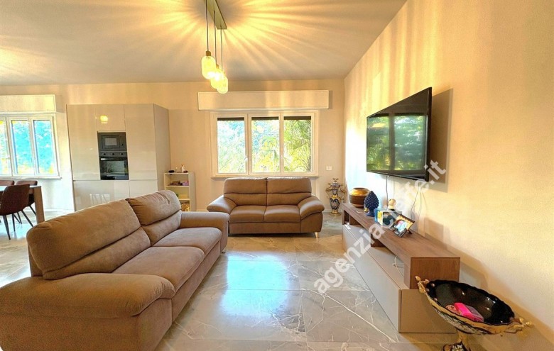 Appartamento in vendita a Massa