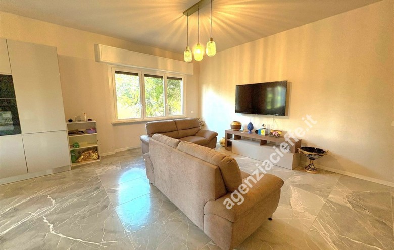 Appartamento in vendita a Massa