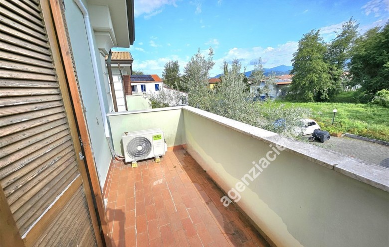 Villetta a schiera in vendita a Massa