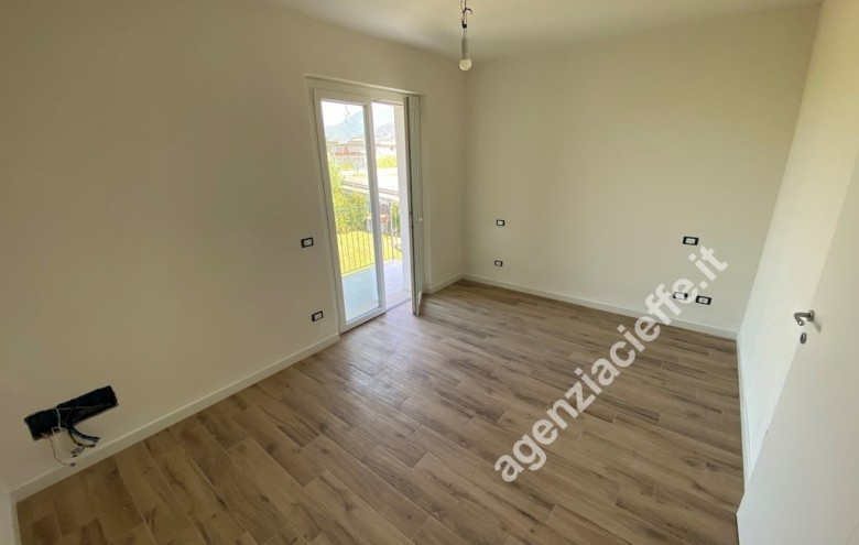 Bifamiliare in vendita a Montignoso