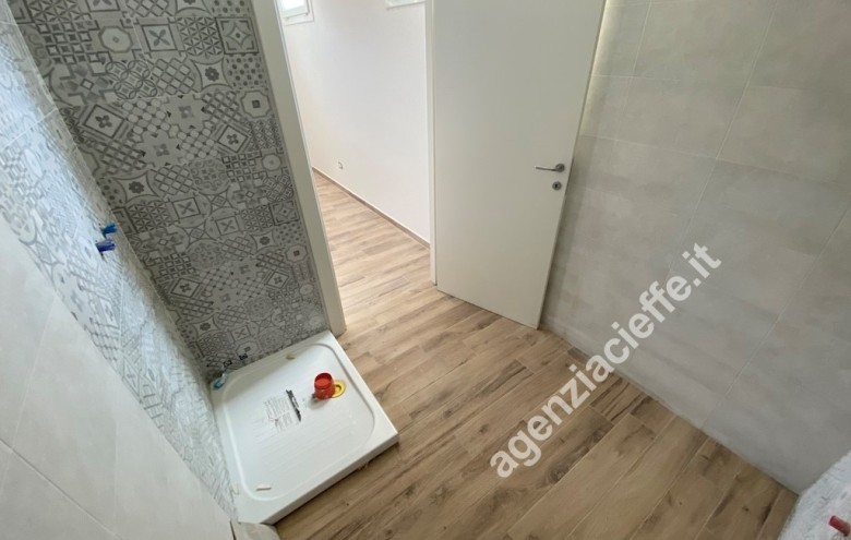 Bifamiliare in vendita a Montignoso