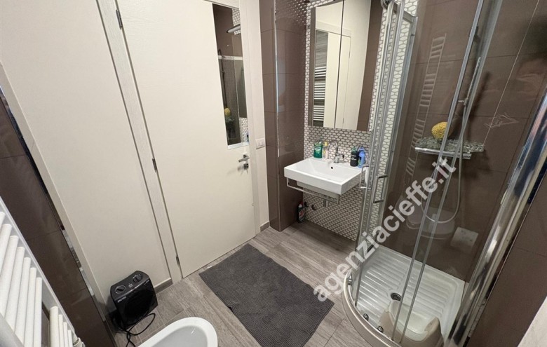 Appartamento in vendita a Montignoso