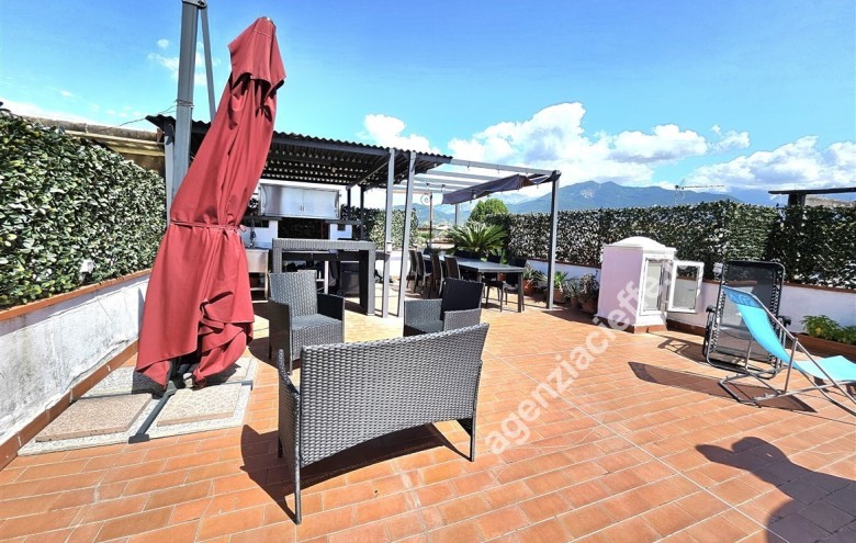 Appartamento in vendita a Massa