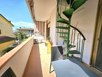 Appartamento in vendita a Marina di Massa