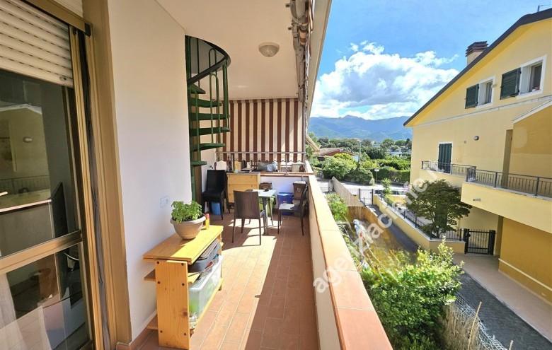 Appartamento in vendita a Massa