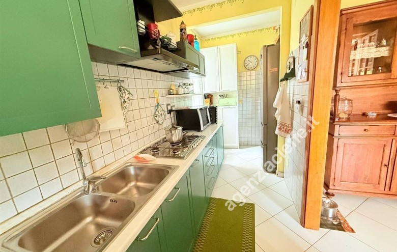 Bifamiliare in vendita a Massa