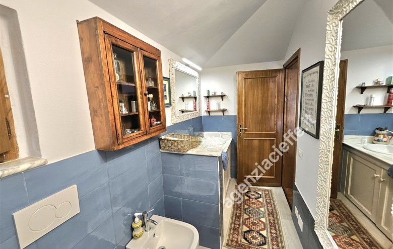 Villa singola in vendita a Massa