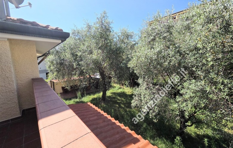 Villa singola in vendita a Massa