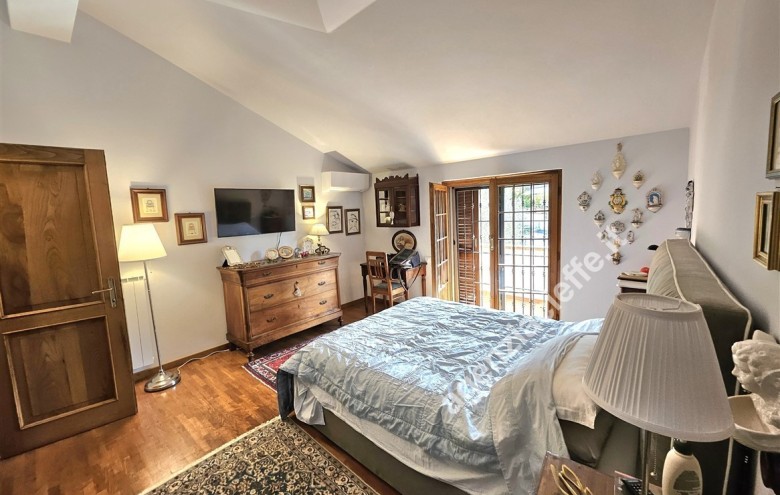 Villa singola in vendita a Massa