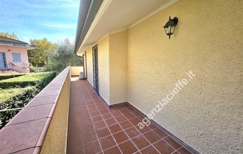 Villa singola in vendita a Massa